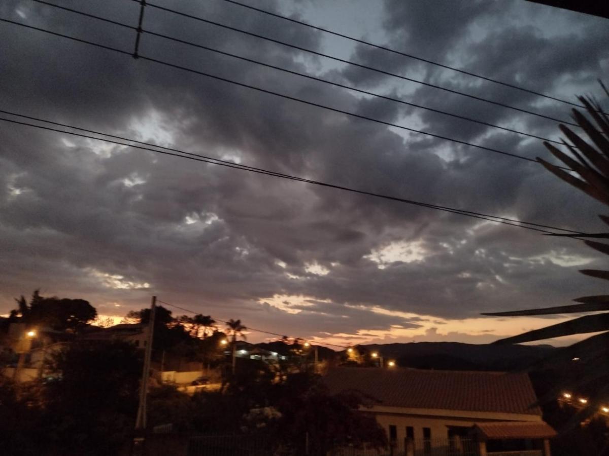 Paraiso Em Serra Negra Lindoia Com Linda Paisagem Экстерьер фото